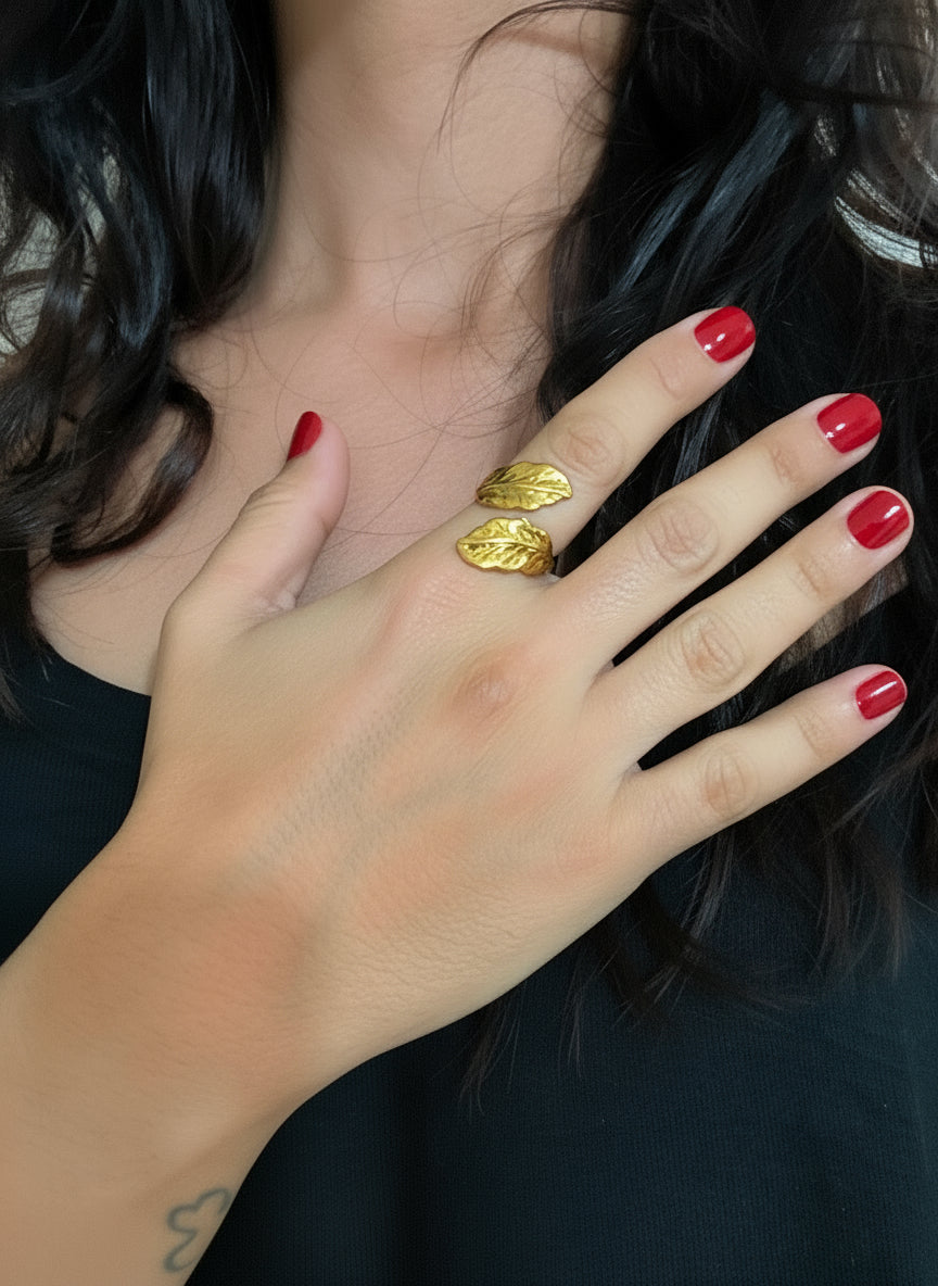 WW&K | Anel 2 Folhas.