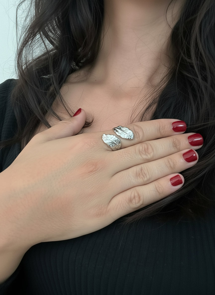 WW&K | Anel de 2 Folhas prata